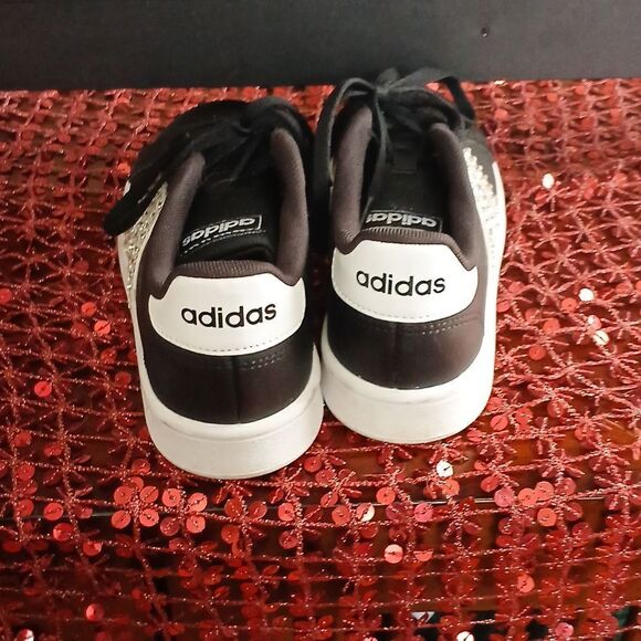 Adidas - Picture 4 of 6